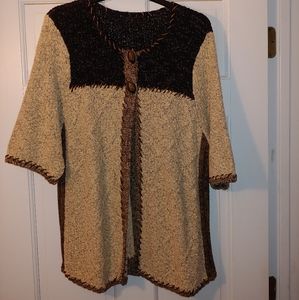 Black/Brown 2 Button Short Sleeve Sweater